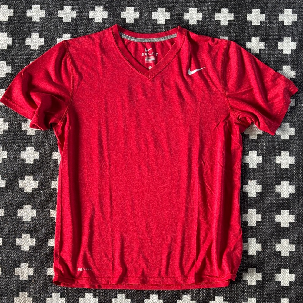 Nike Red Dri-Fit, med